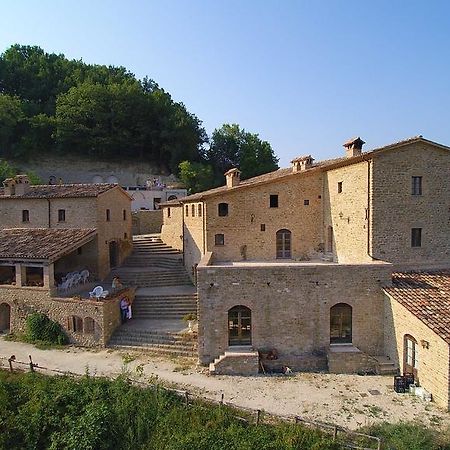 Borgo Storico Cisterna Villa Macerata Feltria Exterior foto